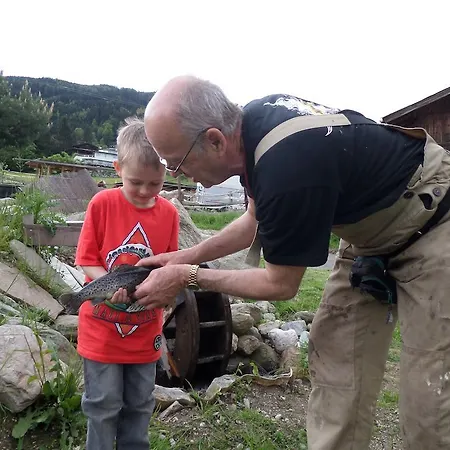 Bauernhaus Konukevi 3*